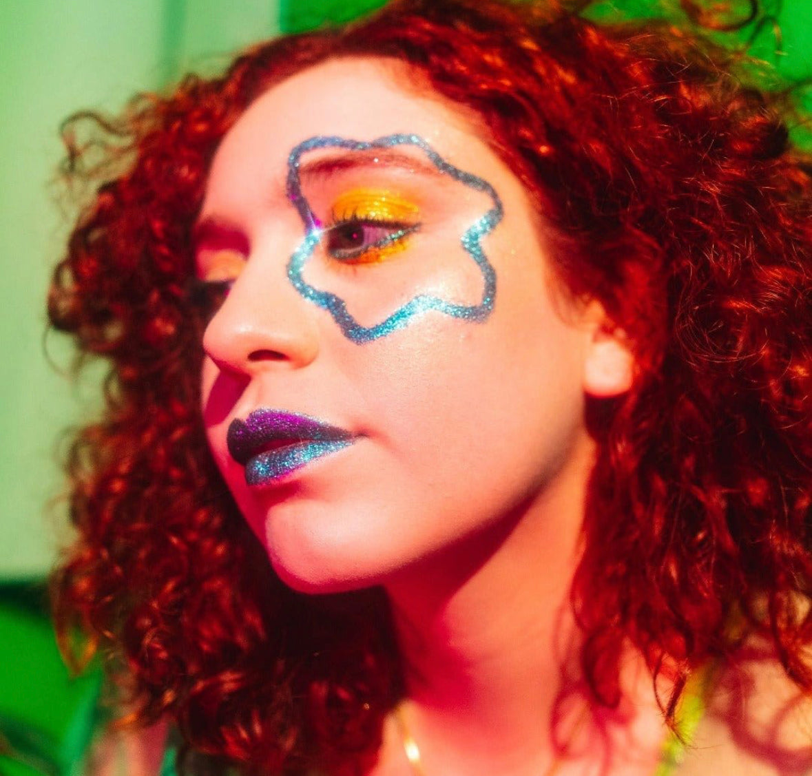 Dry Glitter- Hiss