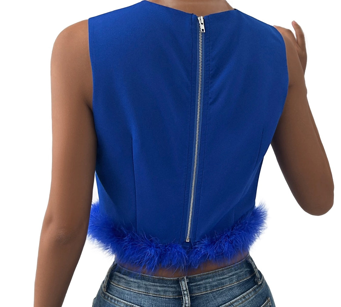 Fins-up Fuzzy Top