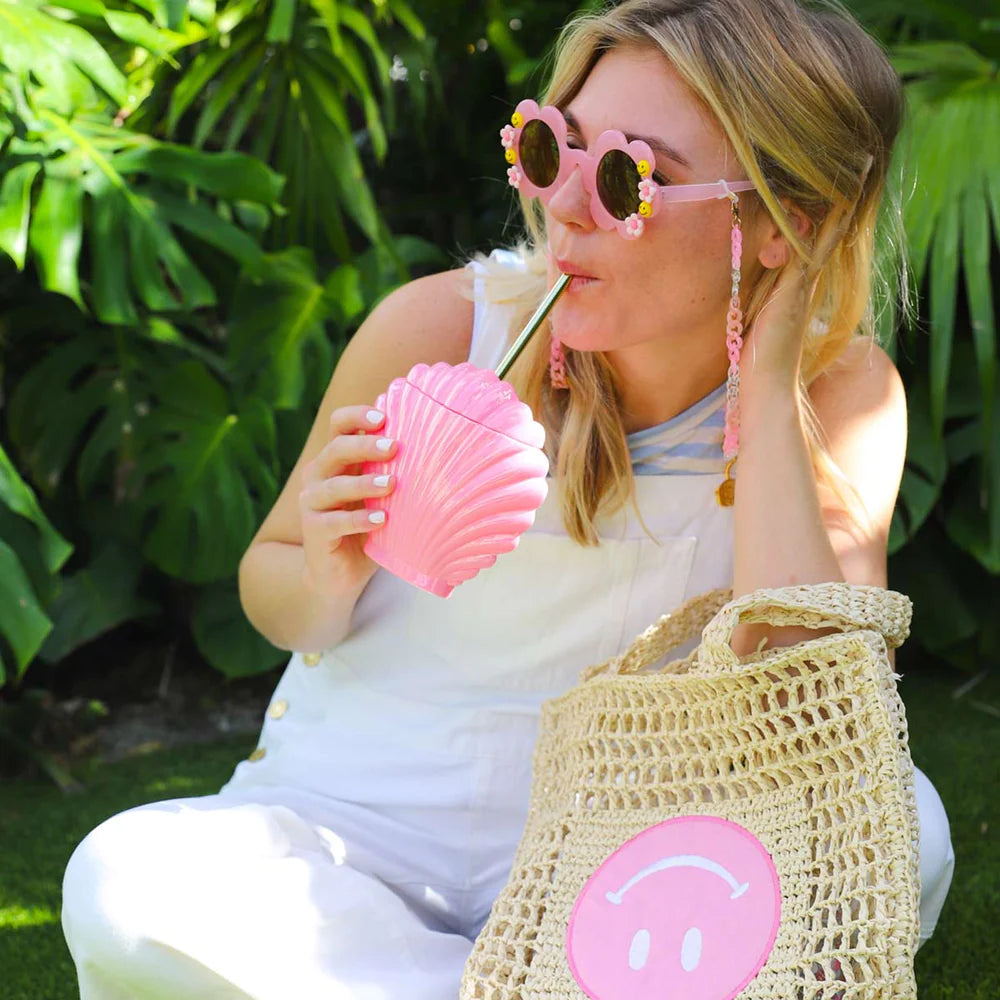 The Shell-ebrate Sipper